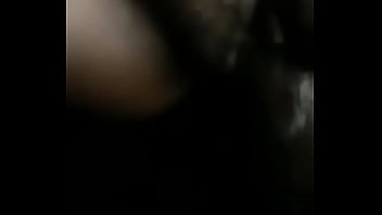 Desi Digerogoti Dengan Brutal