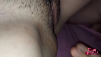 Desi Hindi Main-main Dengan Memek Adik Tiri Sambil Nonton Bokep, Lihat Betapa Basahnya Dia