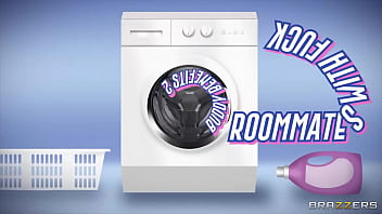 Teman Sekamar Dengan Bonus Jatah Ngewe 2 / Brazzers / Unduh Lengkap Di Https://zzfull.com/bene