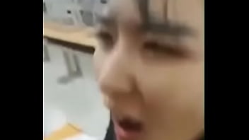 Mahasiswa Yang Penuh Gairah Di Kamar Asrama