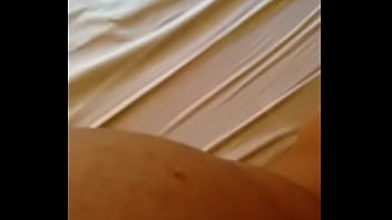 Istri Desi Julia Dikencani Oleh Suami