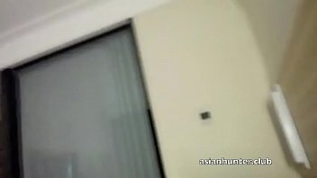 Ling Si Pemalu Dari Asianhunter.club Digencet Dari Belakang Sambil Pantatnya Ditampar