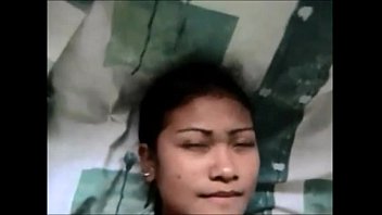 Lives.pornlea.com: Tangan Asia Menggenggam Kontol Besar Dan Memuntahkan Sperma Deras Ke Wajah
