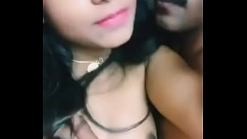 Istri Desi Yang Panas Dengan Suaminya