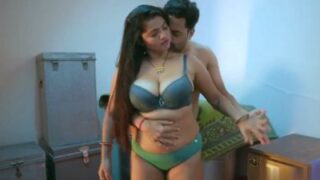 Desi Web Series Panas: Devar Menggila-gilai Bhabhi Di Gudang