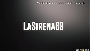 Jerit Nama Dia Saat Mengguncang Ranjang – Lasirena69 / Brazzers / Tonton Adegan Panas Lengkap Di Www.zzfull.com/mirro