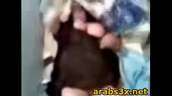 Pelacur Berjilbab Matang Yang Menggairahkan