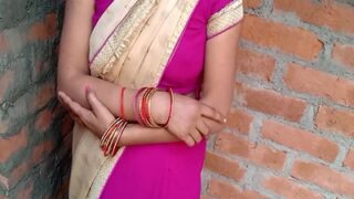 Seorang Pria Nakal Mengebor Tetangganya Bhabhi Dalam Adegan Panas Ala Telugu