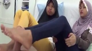 Video Panas Bangladesh Dua Cewek 18 Tahun Saling Jilat Dan Remas Dengan Kaki