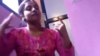 Video Panas Hindixxx Dengan Erangan Dan Semburan Sperma