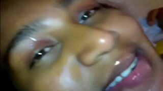 Wanita India Meneguk Sperma Pria Lain Dalam Video Porno Lokal