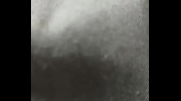 中国美女吞食鸡蛋的诱惑瞬间