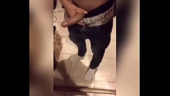 Semua Cewek Itu Pelacur, Teman Jalang, Awalnya Kumasuki, Lalu Dia Kirim Video Minta Disetubuhi Lagi