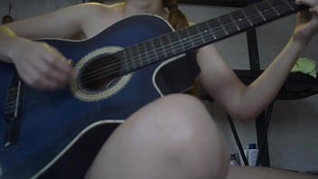 Gadis Musisi Bayar Dengan Tubuh Demi Masuk Band, Doyan Ngentot Sampai Nelen Semua Dan Masih Minta Tambah