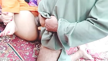 Istri Pakistan Bayar Tagihan Bulanan Dengan Lubang Pantatnya – Obrolan Seks Panas Dengan Audio Hindi Jernih