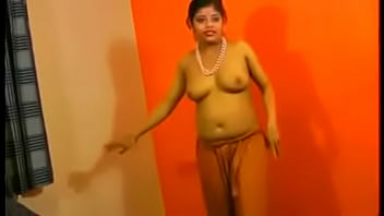 Istri India Desi Rupali Bhabhi Menggoda Dengan Telanjang