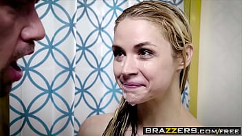 Goyangan Istri Seksi Sarah Vandella Digoyang Johnny Castle Di Film Panas