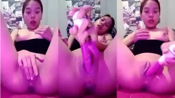 Anggi Ngeseks Dengan Dildo Di Semua Lubangnya