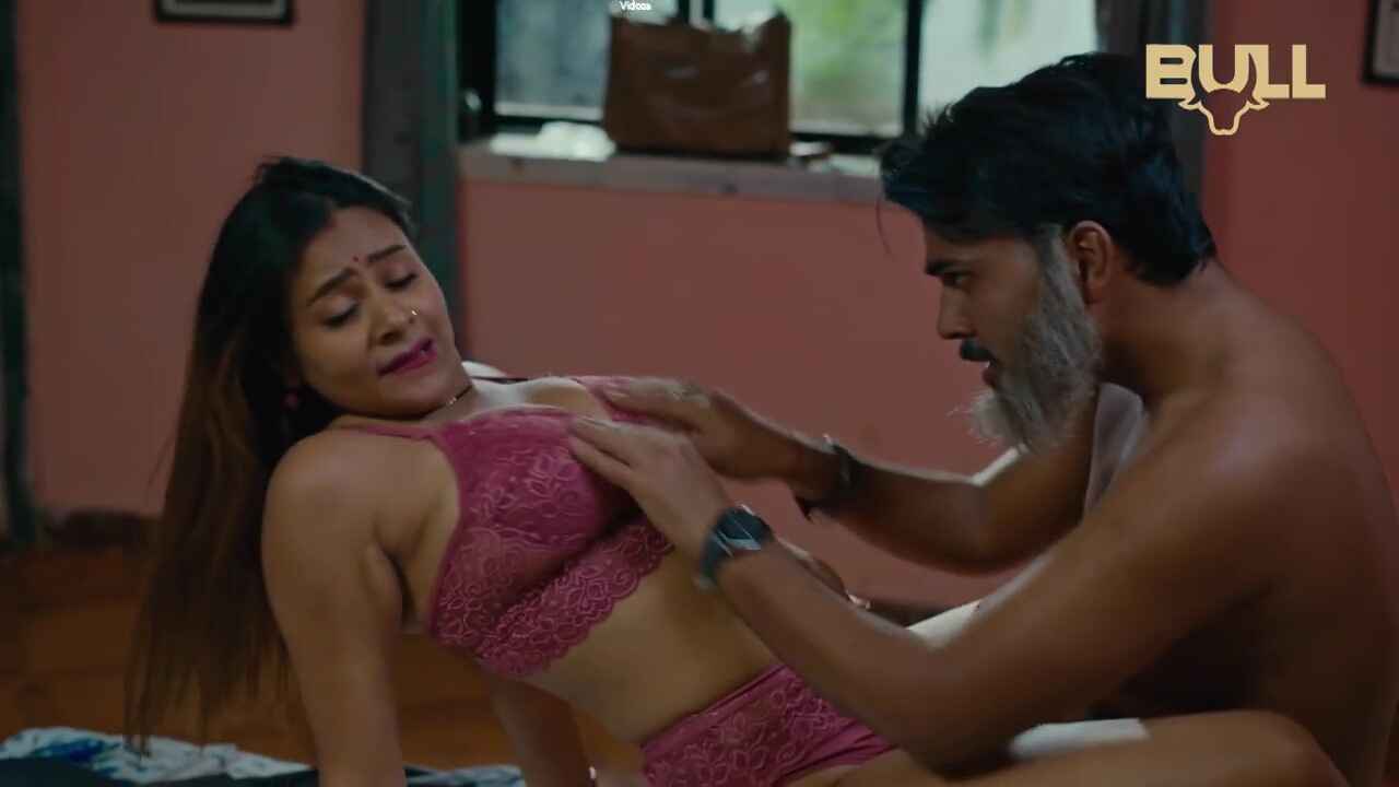 Chhatri 2024: Adegan Panas Banteng Gagah Di Web Series Hindi Episode 1
