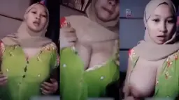 Daster Hijau Transparan Bikin Goyang, Hijabnya Malah Buka-bukaan