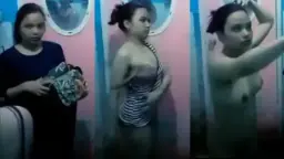 Mengintip Nafsu Di Balik Pintu Kos Cewek Muda
