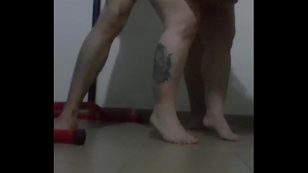 Aku Menggenjot Teman Ibu Yang Sudah Matang
