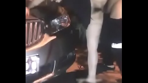 Gadis Tionghoa Liar Digerogoti Di Jalanan