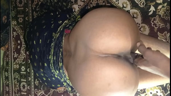 Kakak Ipar Desi Yang Seksi Dan Adik Iparnya Yang Menggoda Berhubungan Panas