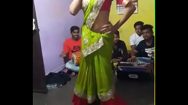 Desi Bhabhi Yang Menggoda Dan Siap Memuaskan Hasrat