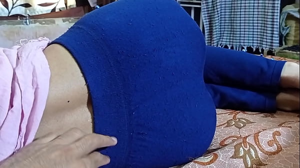 Adik Tiri India Yang Imut Dihardik Kakak Tiri, Adegan Mesum Penuh Close Up Dengan Audio Hindi Yang Jelas