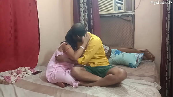 Desi Gaya Romantis Aur Joshila Vhabi Sex, Ghar Par Bane Aur Asli Hindi Awaz Mein!