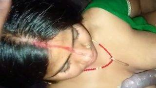 Bhabhi Bhojpuri Yang Menggoda Memberikan Kenikmatan Mulut Yang Tak Terlupakan