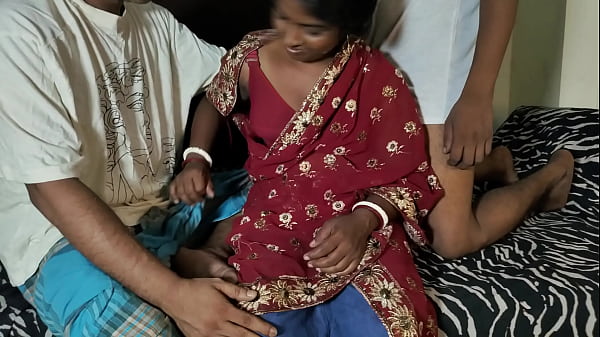 Bhabhi Manis Selingkuh Dari Suami Dan Digilir Dua Kakak Iparnya