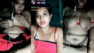 Bhabhi Telanjang Bugil Di Video Call Panas Buat Pacar Hindi