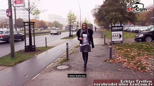 Gadis Turki Jerman Dibawa Paksa Ke Pertemuan Seks Liar Di Pinggir Jalan