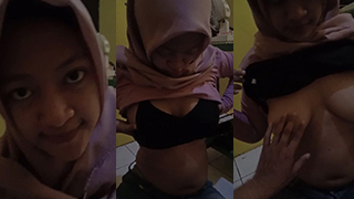 Bokep Indo Hijab Ngewe Kenceng Di Kost Sama Pacar Sambil Digrepe-grepe