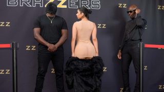 Brazzers – Ngentot Memek Violet Sampai Crott