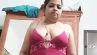 Vishu Kani Dari Kerala Bikin Makin Basah, Lihat Aja Gairahnya Yang Bikin Ngilu
