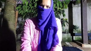 Desy Cewek Seksi Bikin Ngilu, Bibir Basah Siap Dijilat