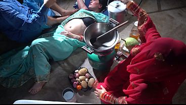 Ibu Tiri Dapur Xxx, Ngeces Lihat Step Mom India Di Dapur, Desi Step Mom Hot Bahasa Hindi