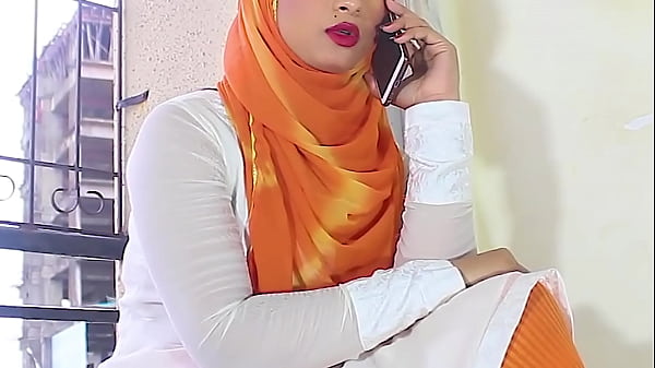 Salma Si Cewek Muslimah Ngeseks Sama Temennya, Suara Hindi Kotor Banget