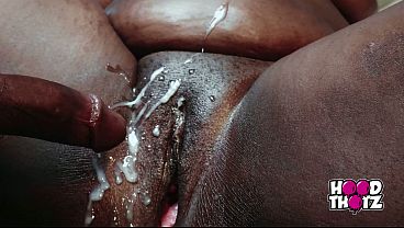 Dua Kontol Besar Ngehajar Pantat Tebal Gendut Ibu Tiri Afrika