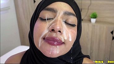 Anak Hijaab Polos Digebukin Brutal Sampe Bejat Kena Pancut