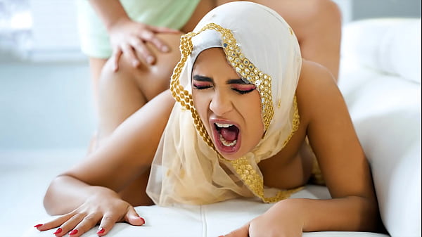 Bujuk Pacar Hijabku Yang Dilarang Nge-seks Karena Budayanya Biar Mau Bobok – Hijablust