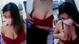 Cacylaca Si Mahasiswi Cantik Pamer Uting Basah Di Mango Live Bikin Makin Tegang.