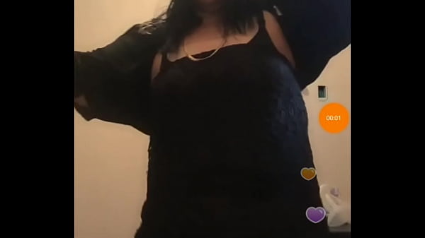 Ibu-ibu Tua Pamer Memek Di Bigo Live