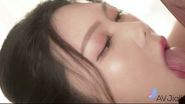 Cewek China Seksi Ban Ban Dihajar Kontol Keras Banget.