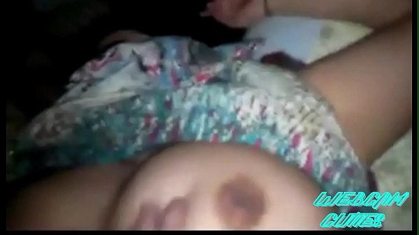 Nih Goyangin Tetek Arab Paling Gede, Bikinan Sendiri Bikin Makin Liur!