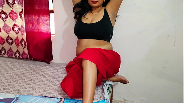 জেঠ জি চুপিচুপি বিছানায় ডগি স্টাইলে বউকে চুদলো, রসালো হিন্দি ভাষায়।