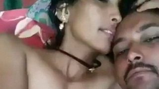 Video Mesum Pasangan India, Mainan Foreplay Di Rumah, Bikin Makin Panas.
